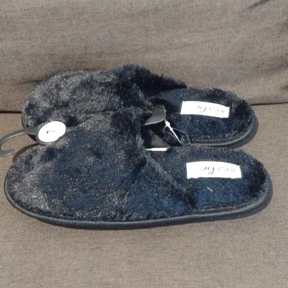 Ladies fuzzy soft slides slippers new - Picture 2 of 5